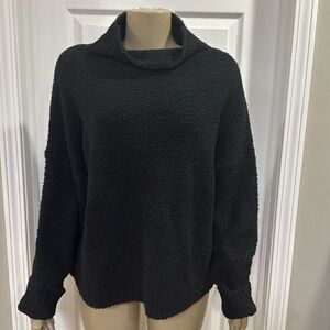 UGG SAGE SWEATER. BLACK